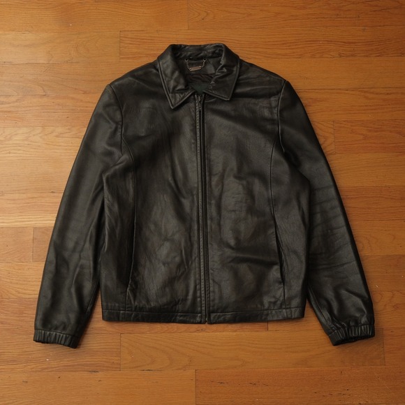 Danier Jackets & Blazers - Danier Canada Black Genuine Leather Bomber Jacket Zip Front Classic Style Size S